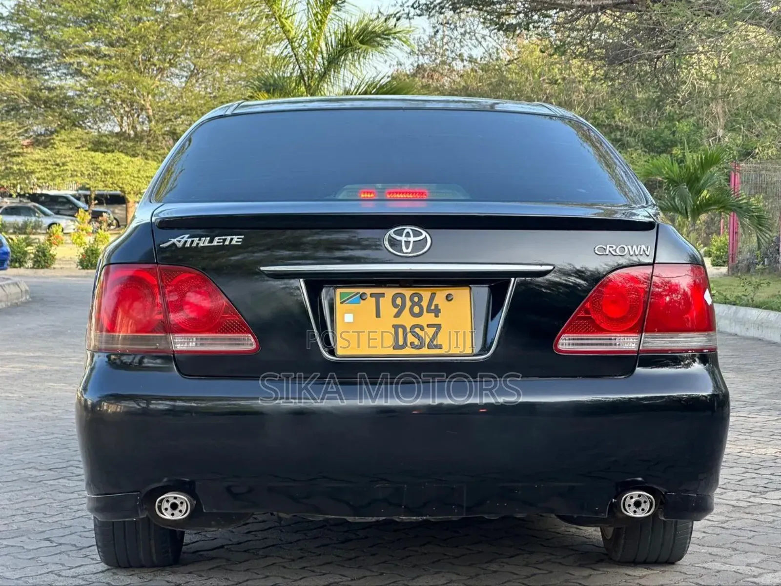 Toyota Crown Royale 2005 Black