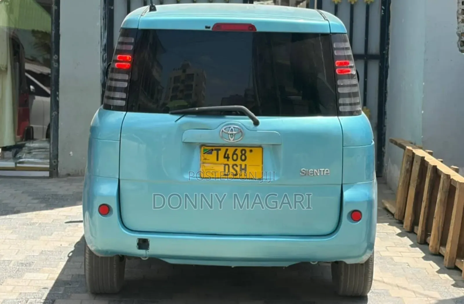 Toyota Sienta 2006 Blue