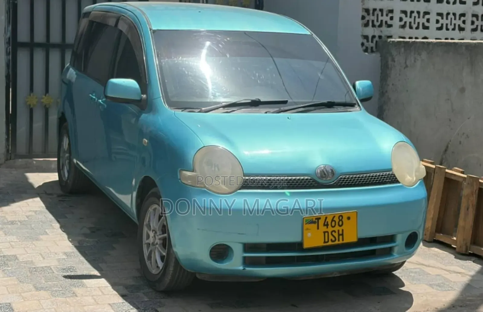 Toyota Sienta 2006 Blue