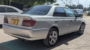 Toyota Carina 2001 Silver