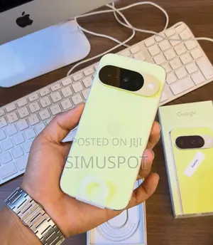 New Google Pixel 10 128 GB Yellow
