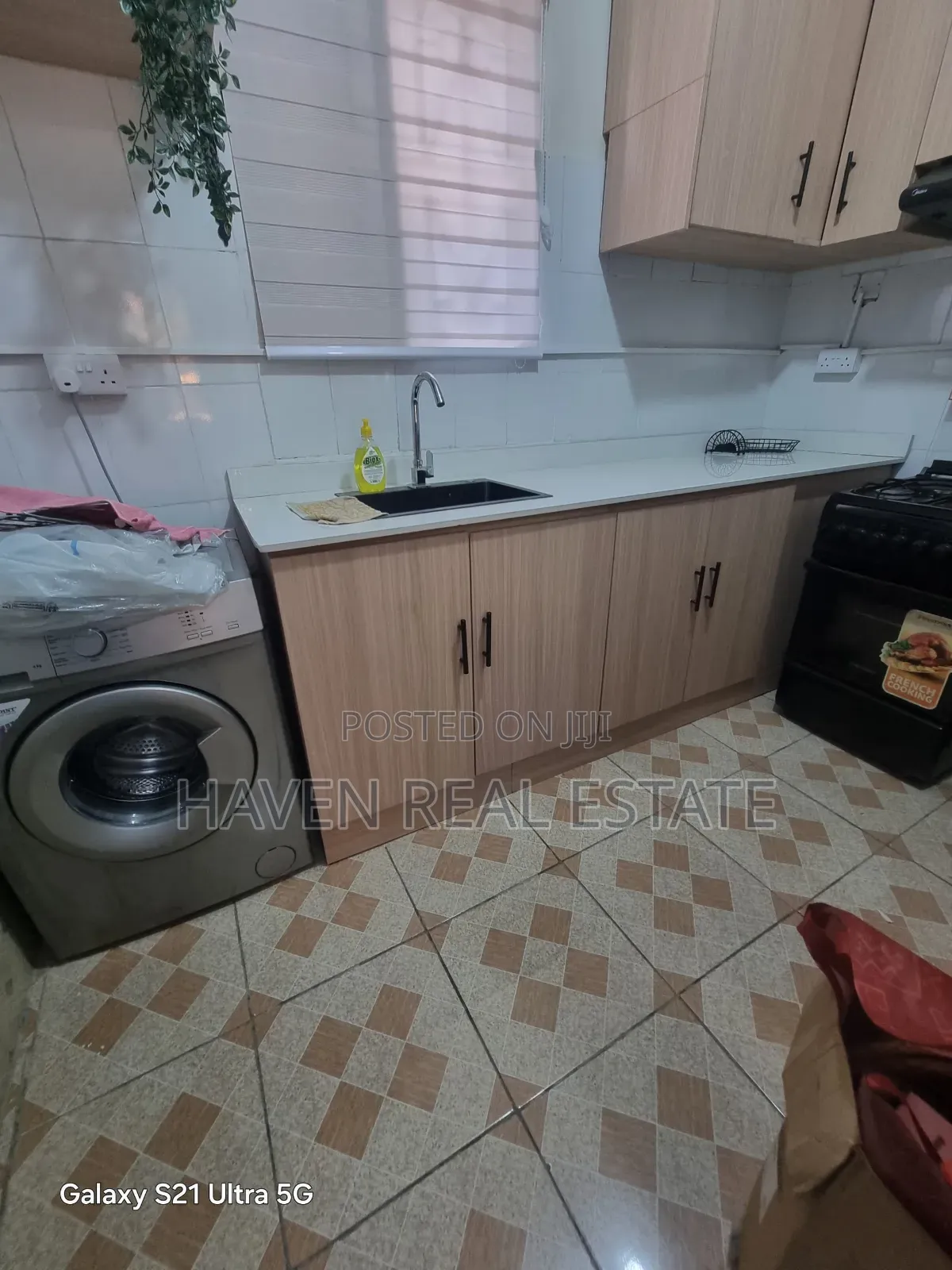 Furnished 2bdrm Apartment in Oyster Bay for rent