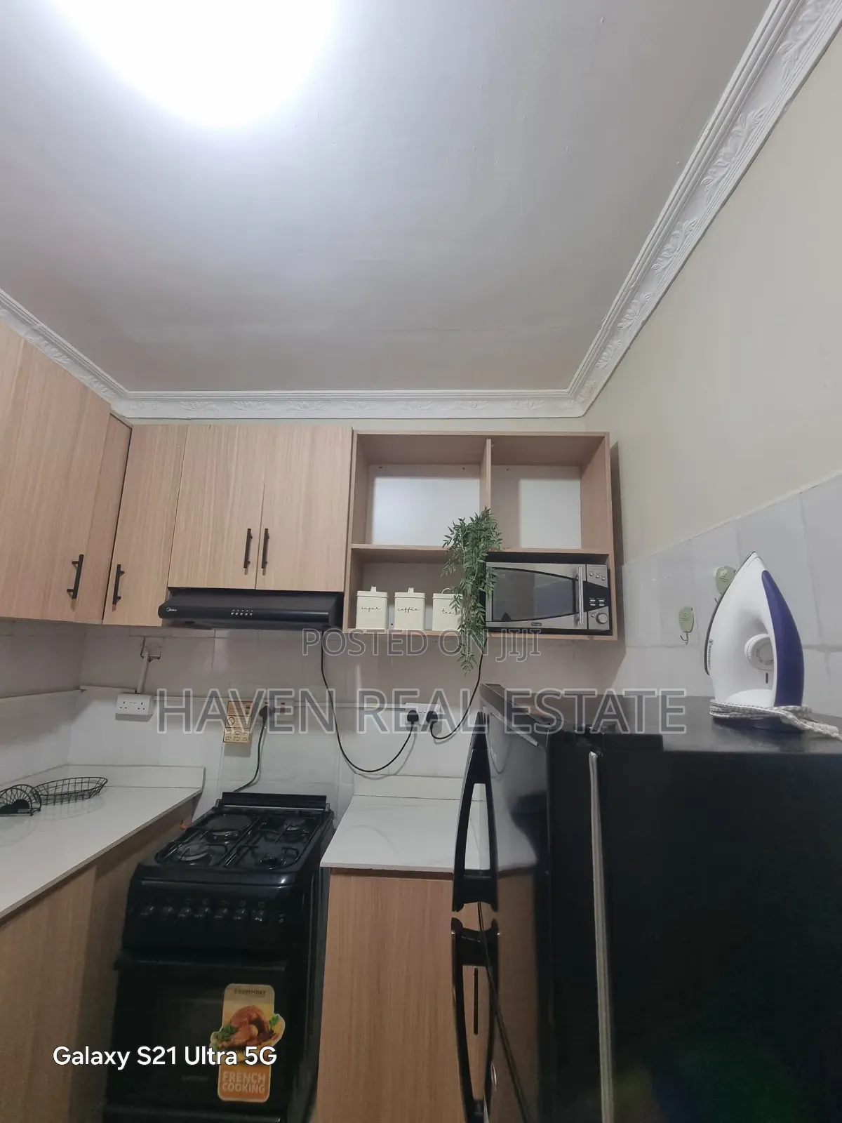 Furnished 2bdrm Apartment in Oyster Bay for rent