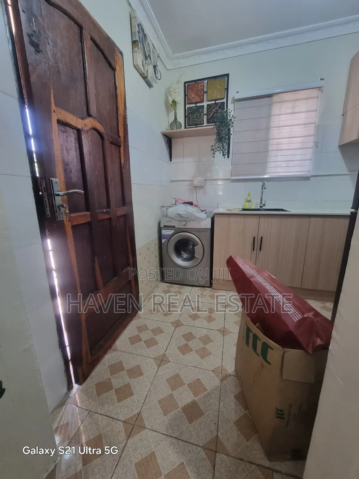 Furnished 2bdrm Apartment in Oyster Bay for rent