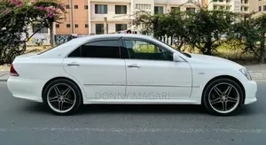 Toyota Crown 2006 White
