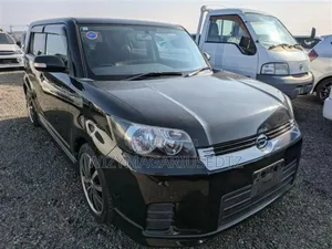 Toyota Corolla Rumion Hatchback 1.5 FWD 2009 Matt Black