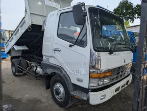 Mitsubishi Fuso Tipper 1996 White