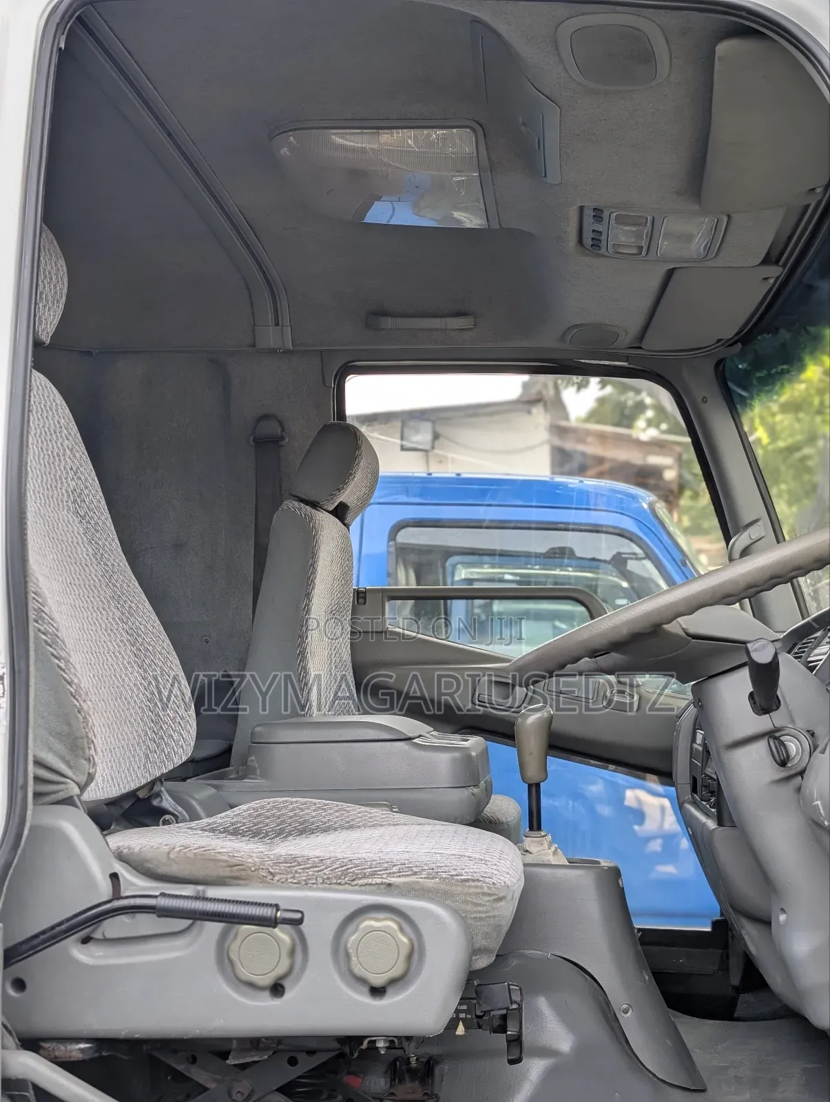 Mitsubishi Fuso Tipper 1996 White
