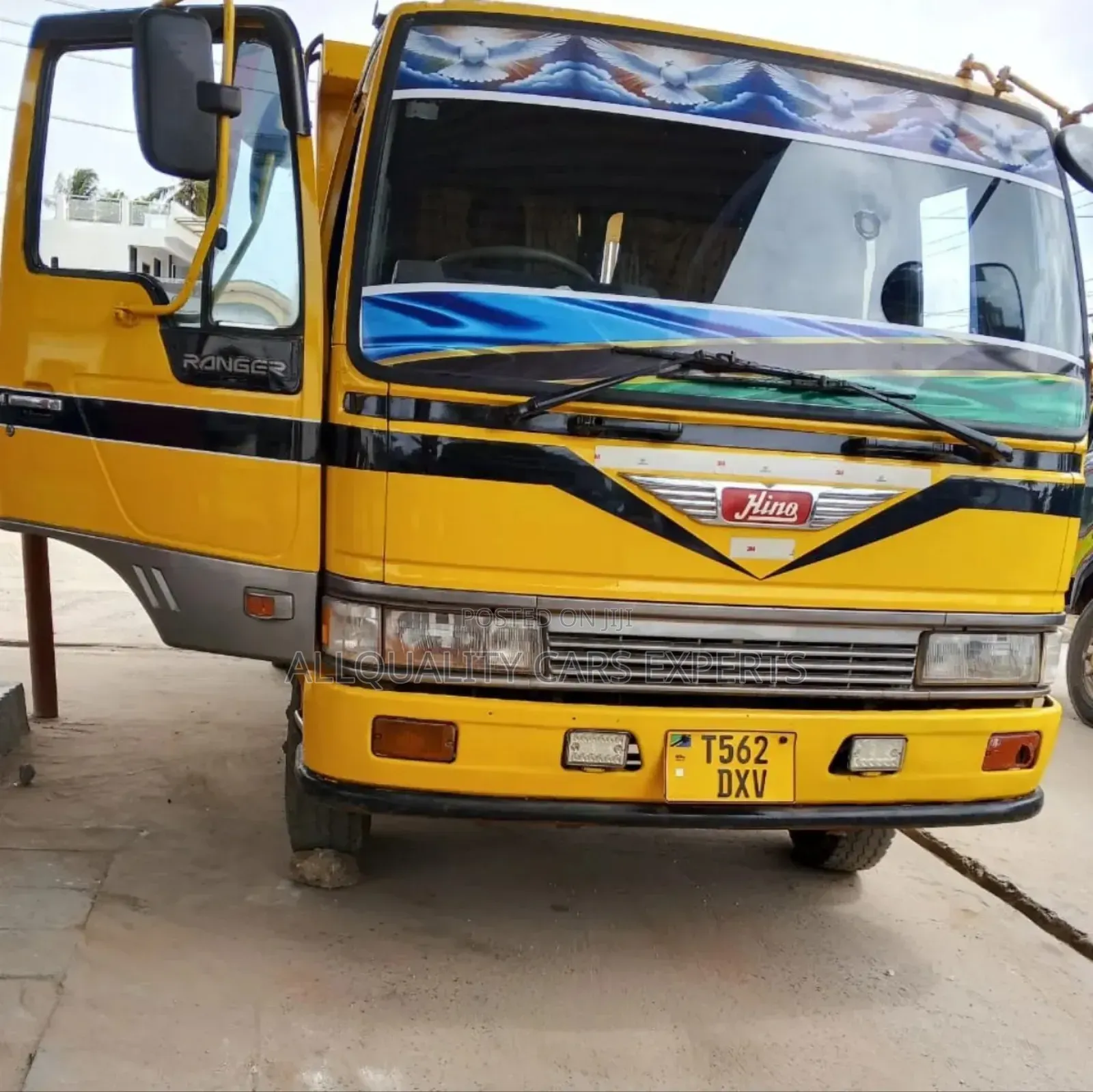 Hino Tipper H07d