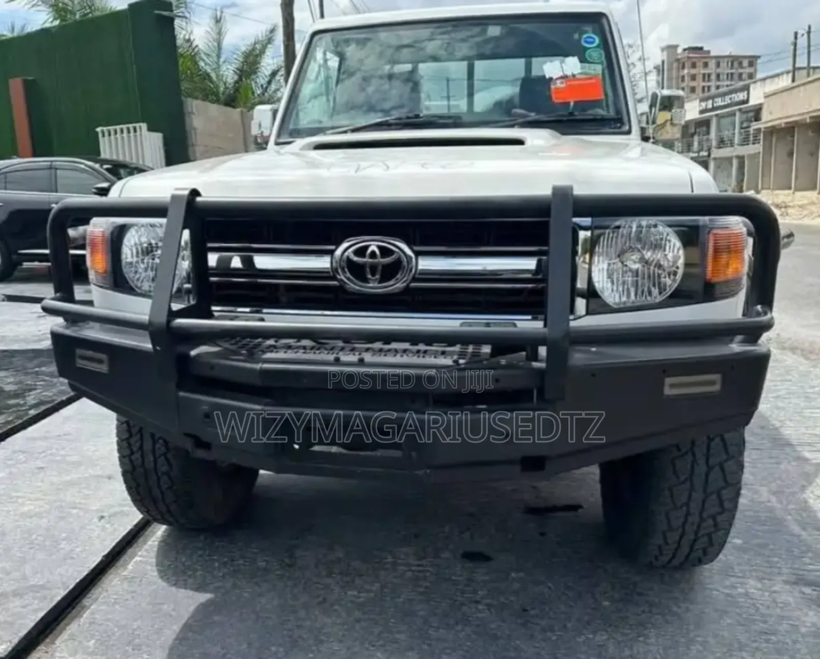 Toyota Land Cruiser 76 Series 2013 Off white