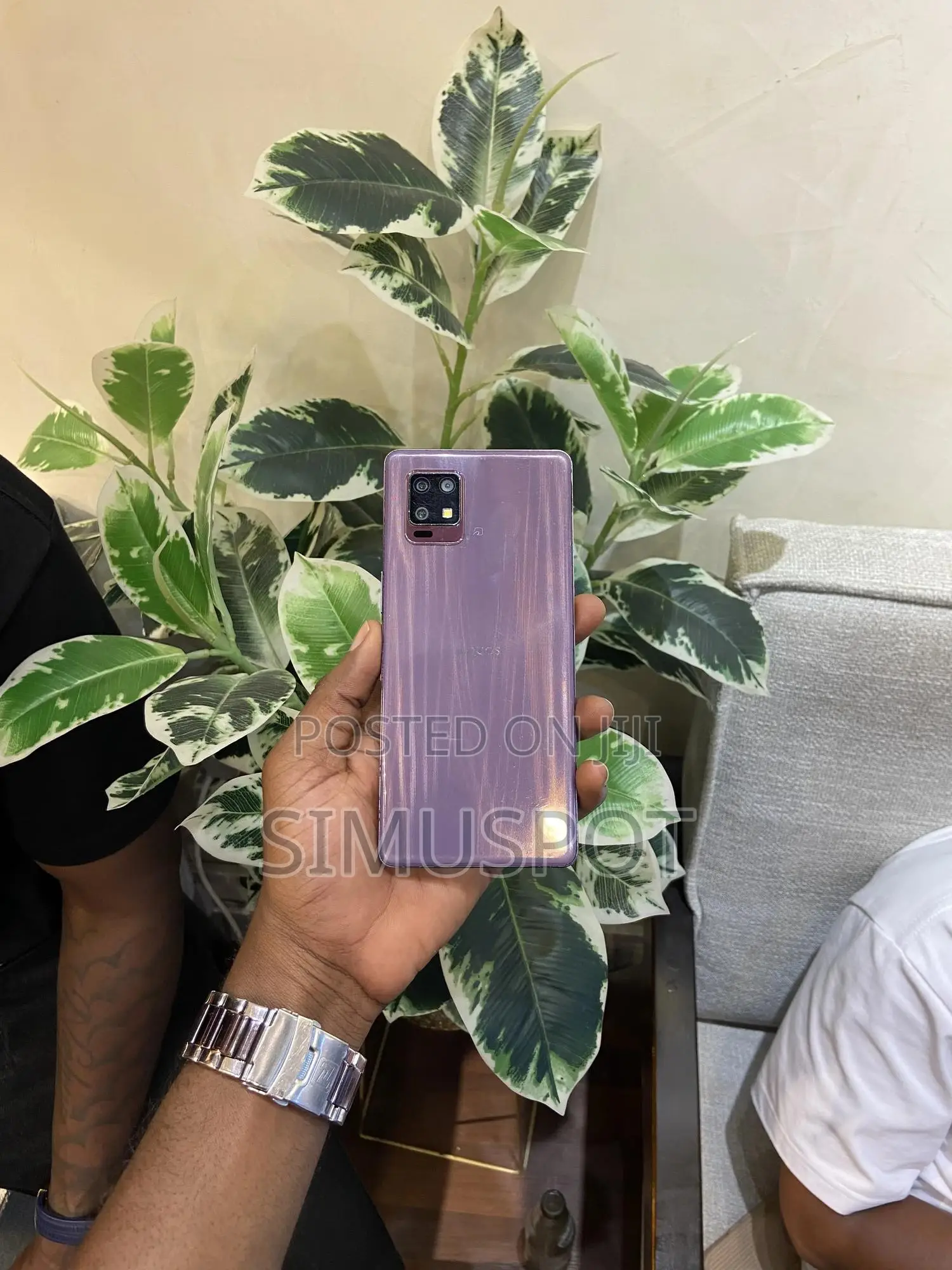 Sharp Aquos zero6 128 GB Purple