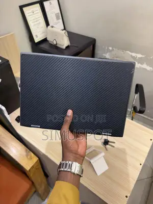 Laptop Lenovo 300e 4GB Intel SSD 128GB
