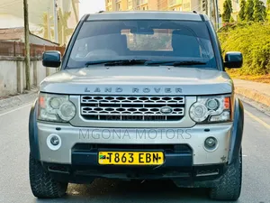 Land Rover Discovery 2011 Gray