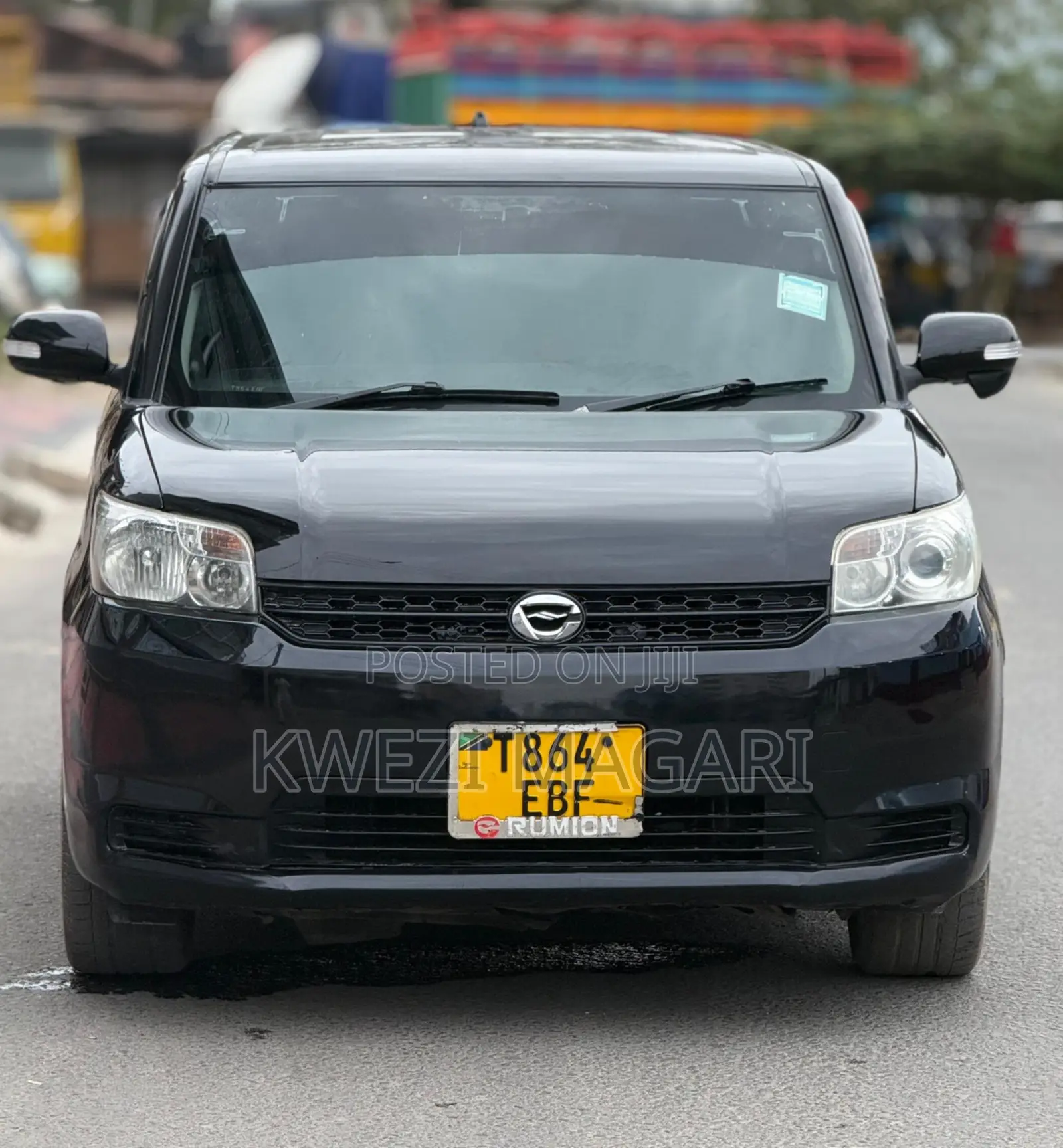 Toyota Corolla Rumion 2010 Black