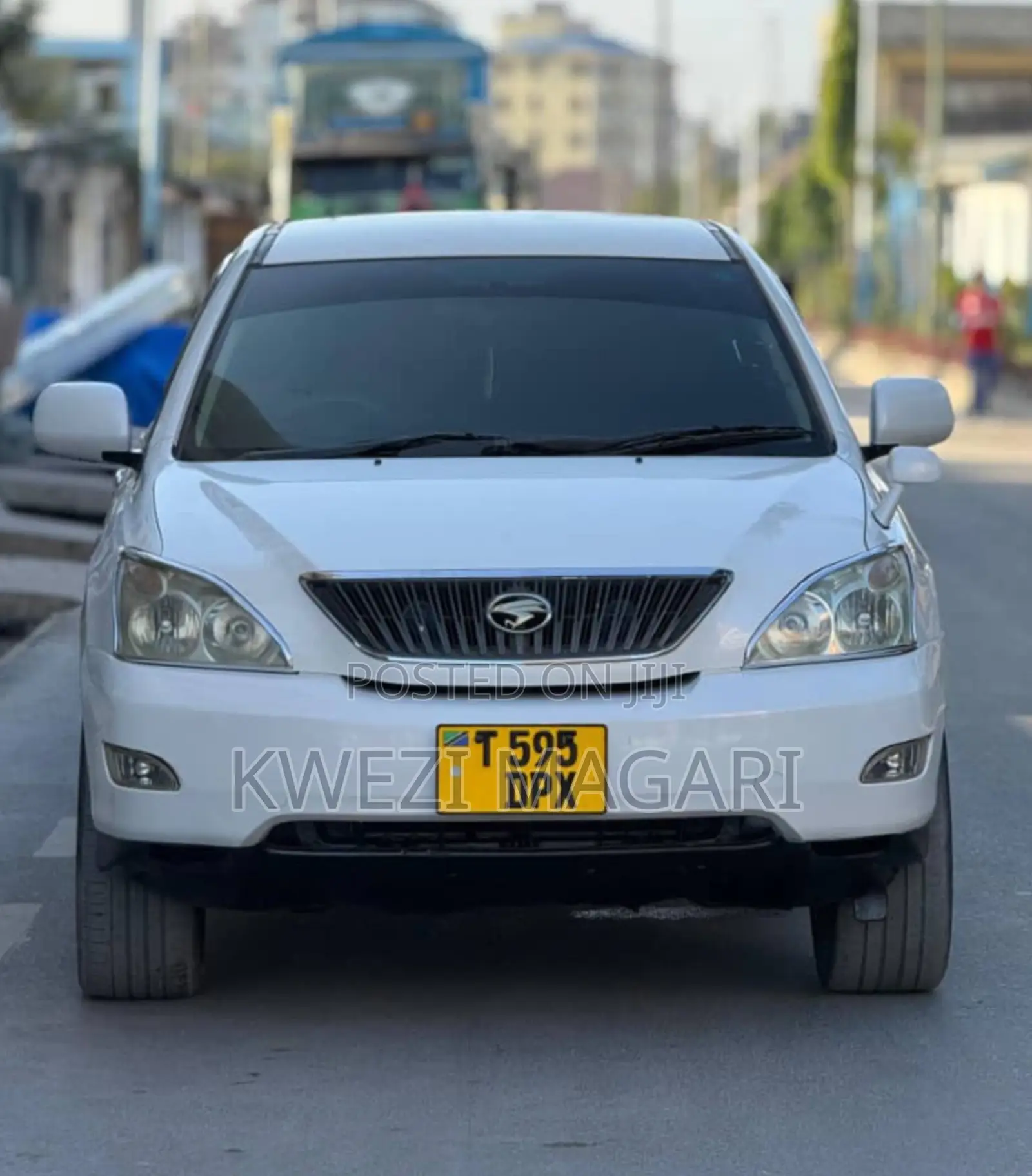 Toyota Harrier 2005 White