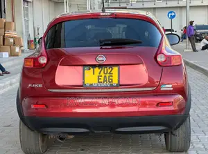 Nissan Juke 2012 Red