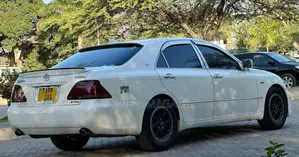 Toyota Crown Royale 2005 White