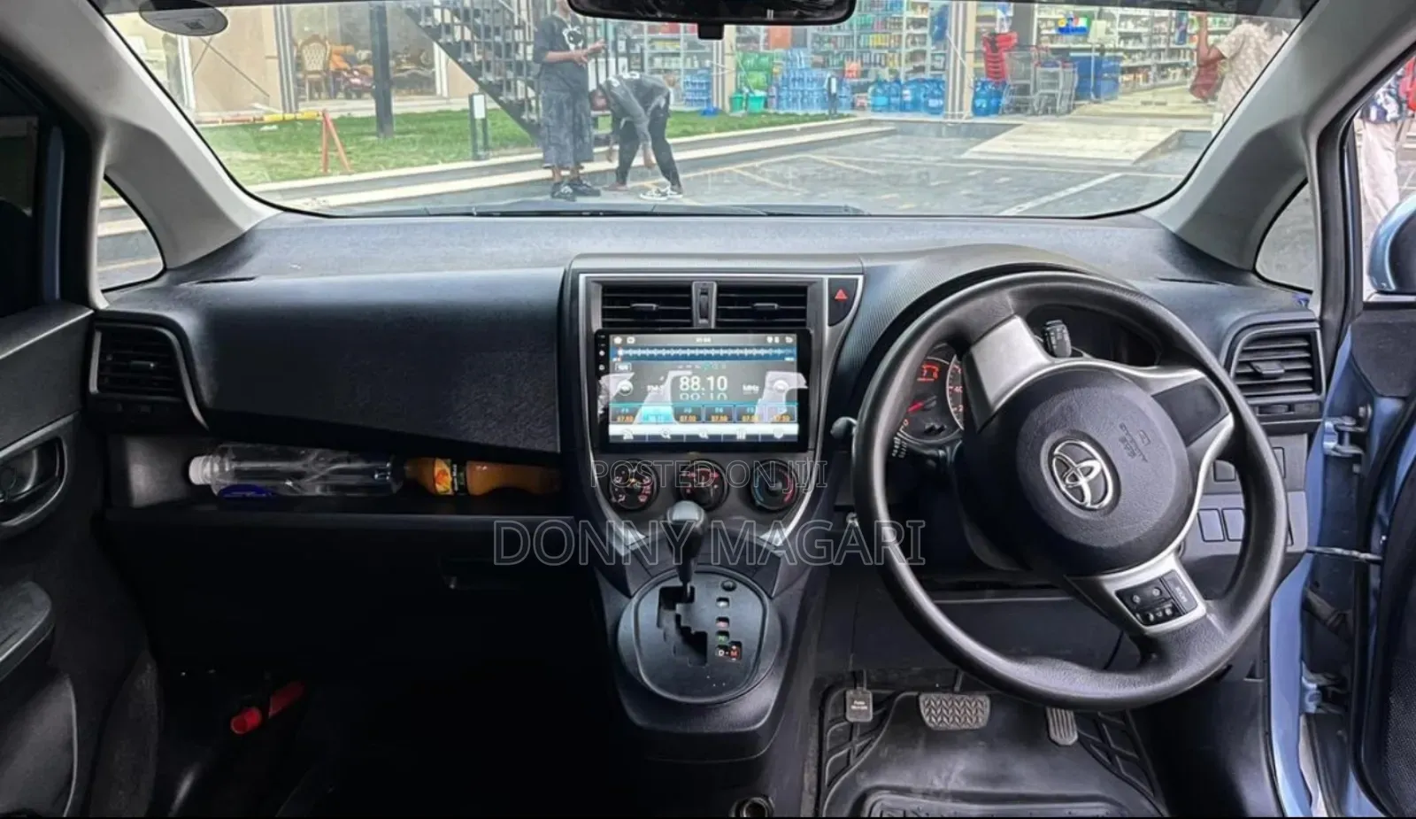 Toyota Ractis 1.5 AWD 2012 Blue