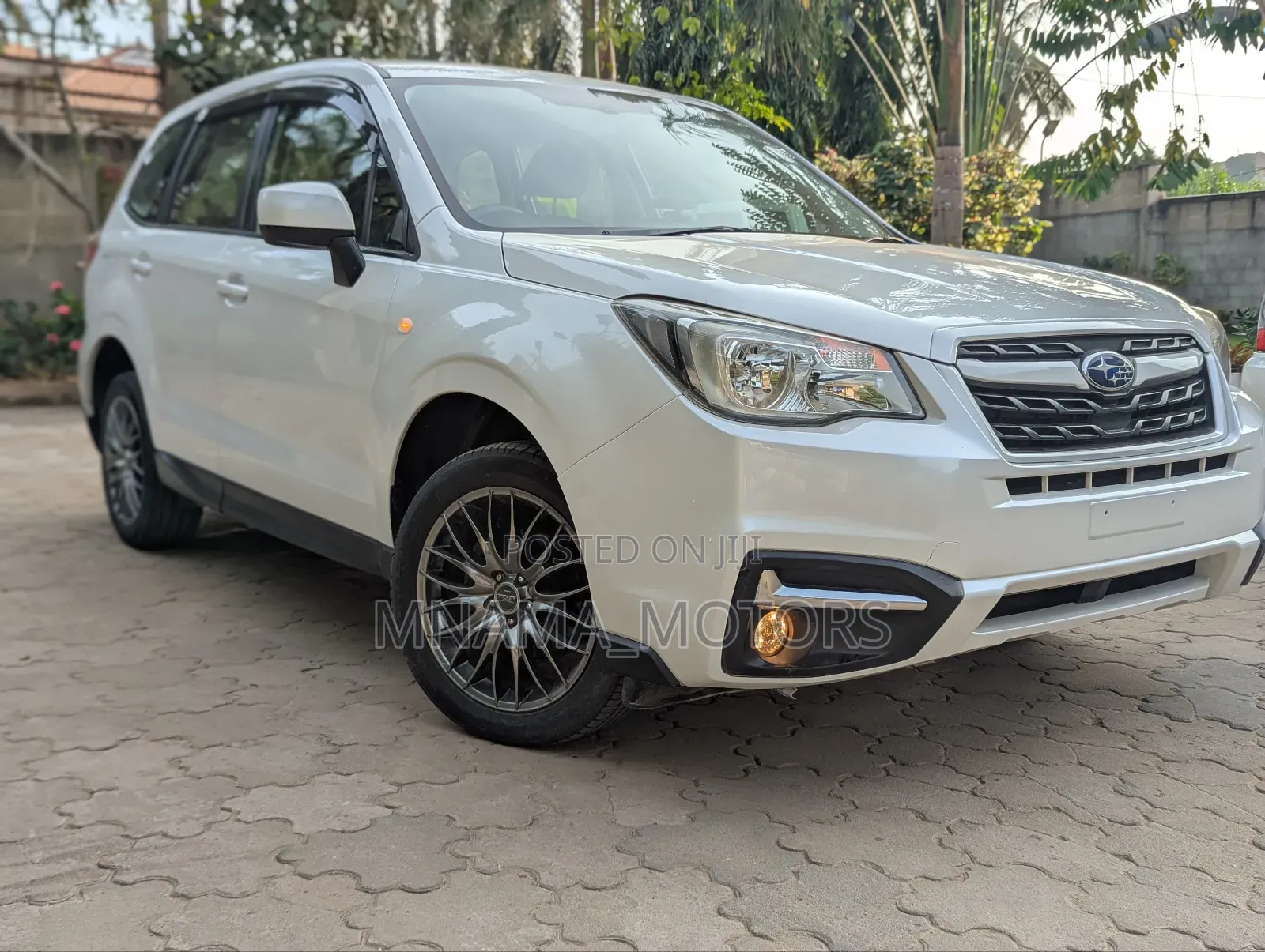 Subaru Forester 2.0XT Touring AWD 2016 White