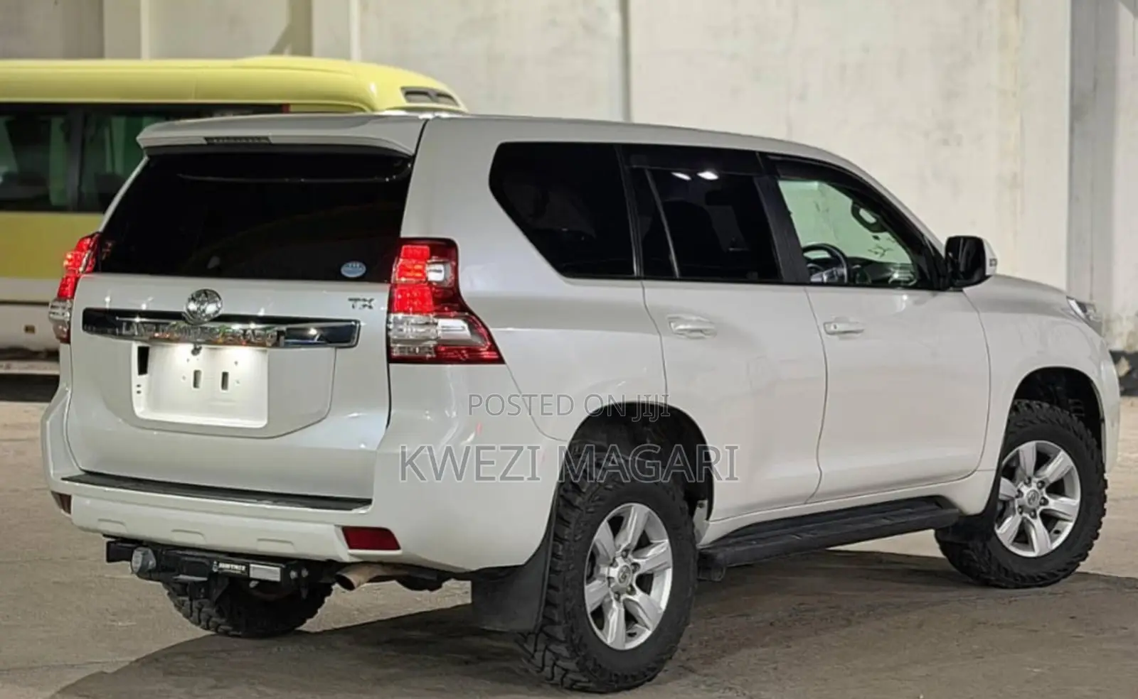 Toyota Land Cruiser Prado 2014 White
