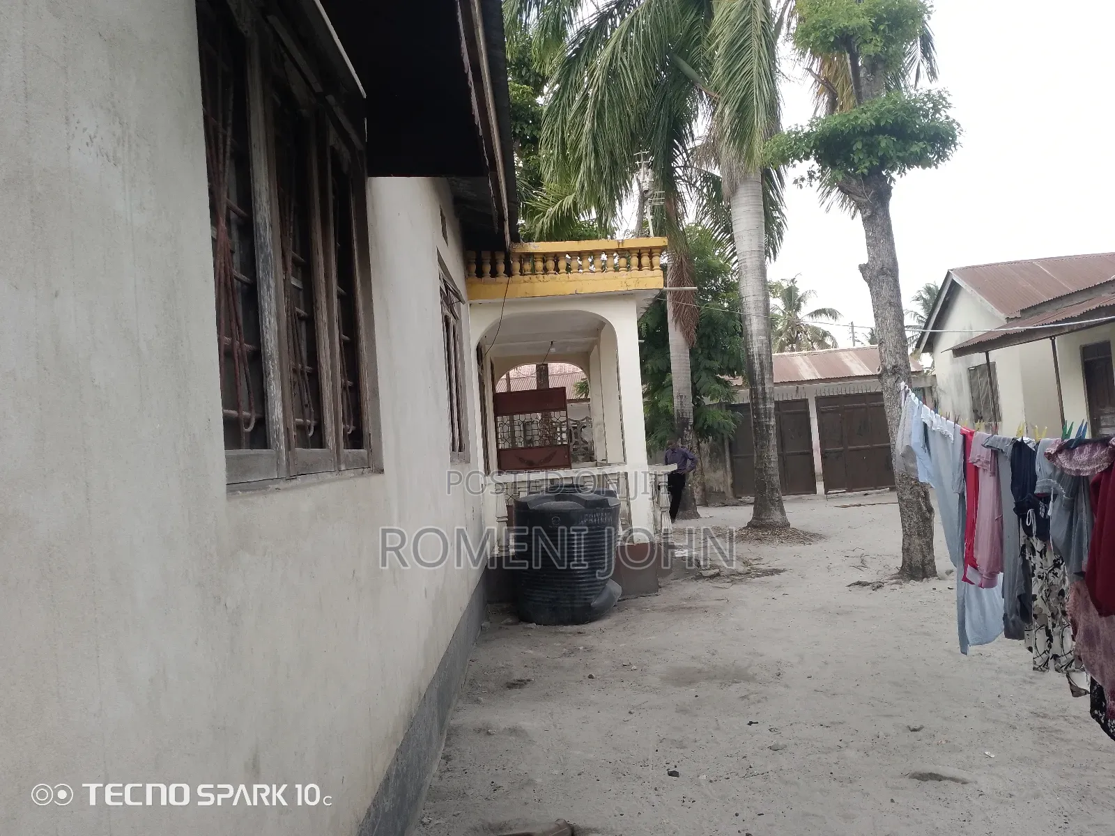 6bdrm Apartment in Tanzania Daresalaam, Ilala for sale