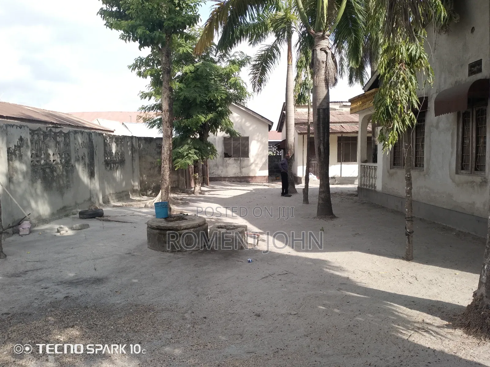 6bdrm Apartment in Tanzania Daresalaam, Ilala for sale