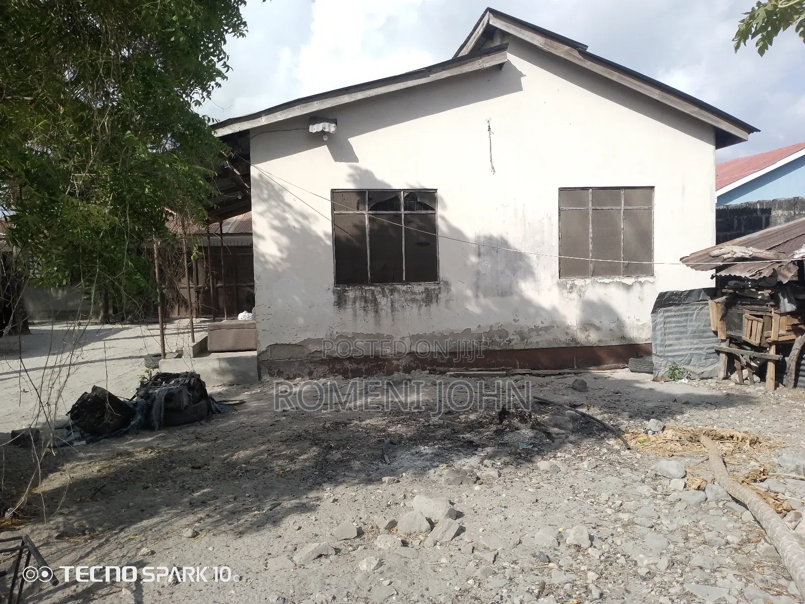 6bdrm Apartment in Tanzania Daresalaam, Ilala for sale