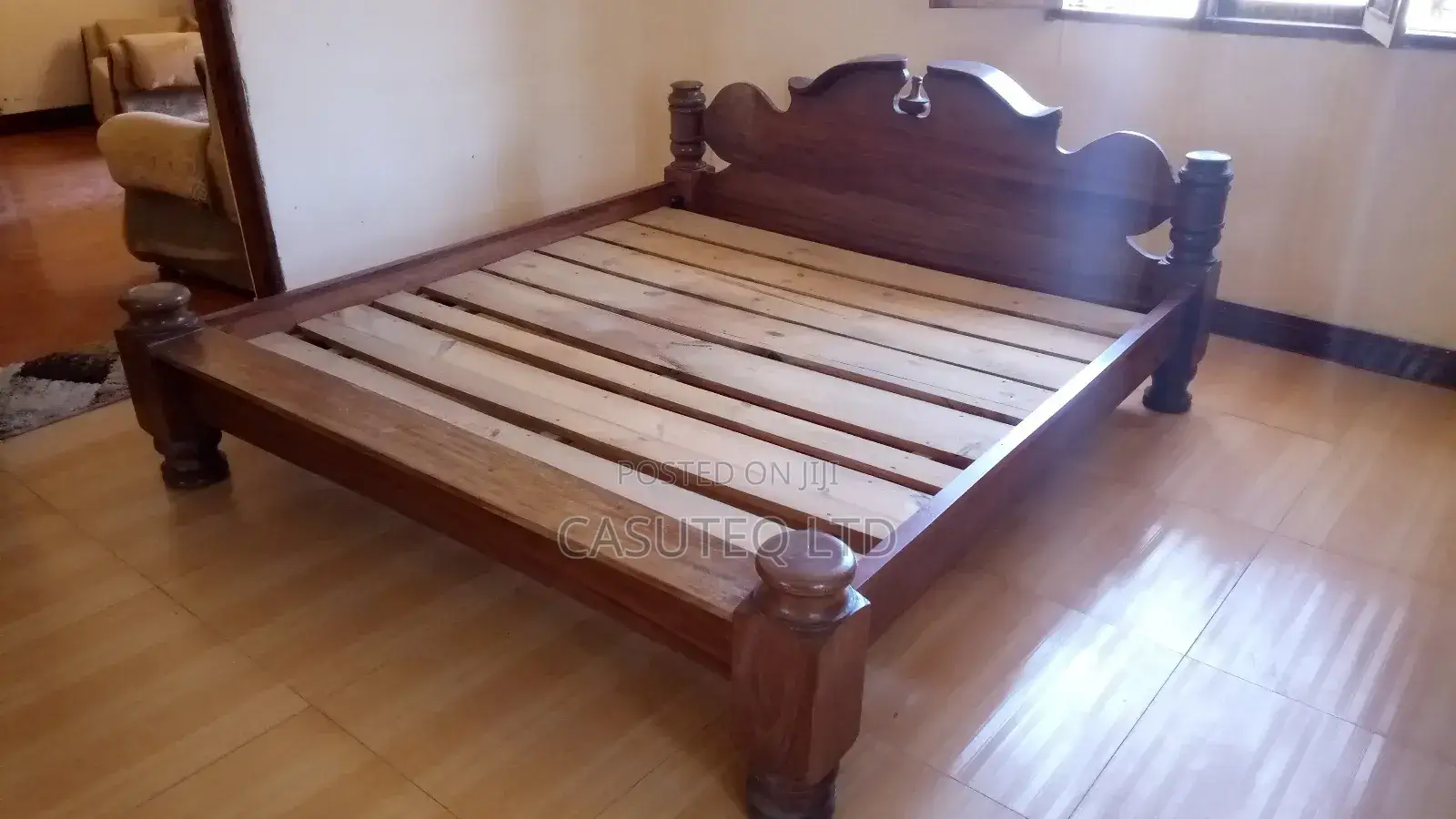 King Size Bed + Side Drawers