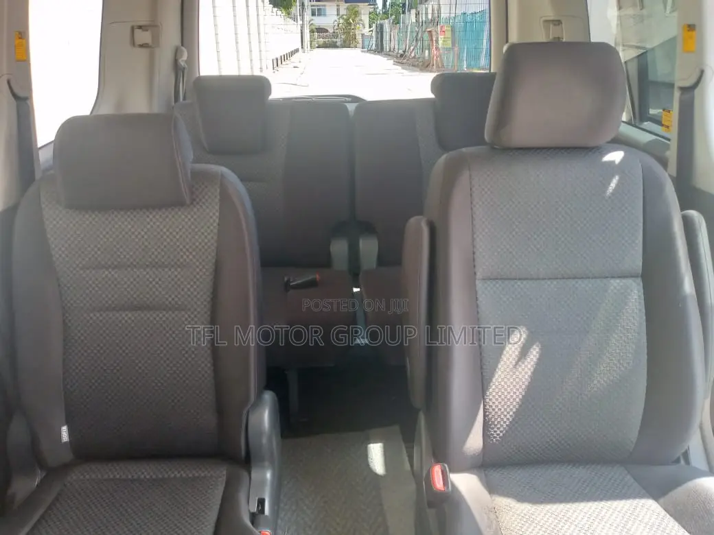 Toyota Noah 2007 Black