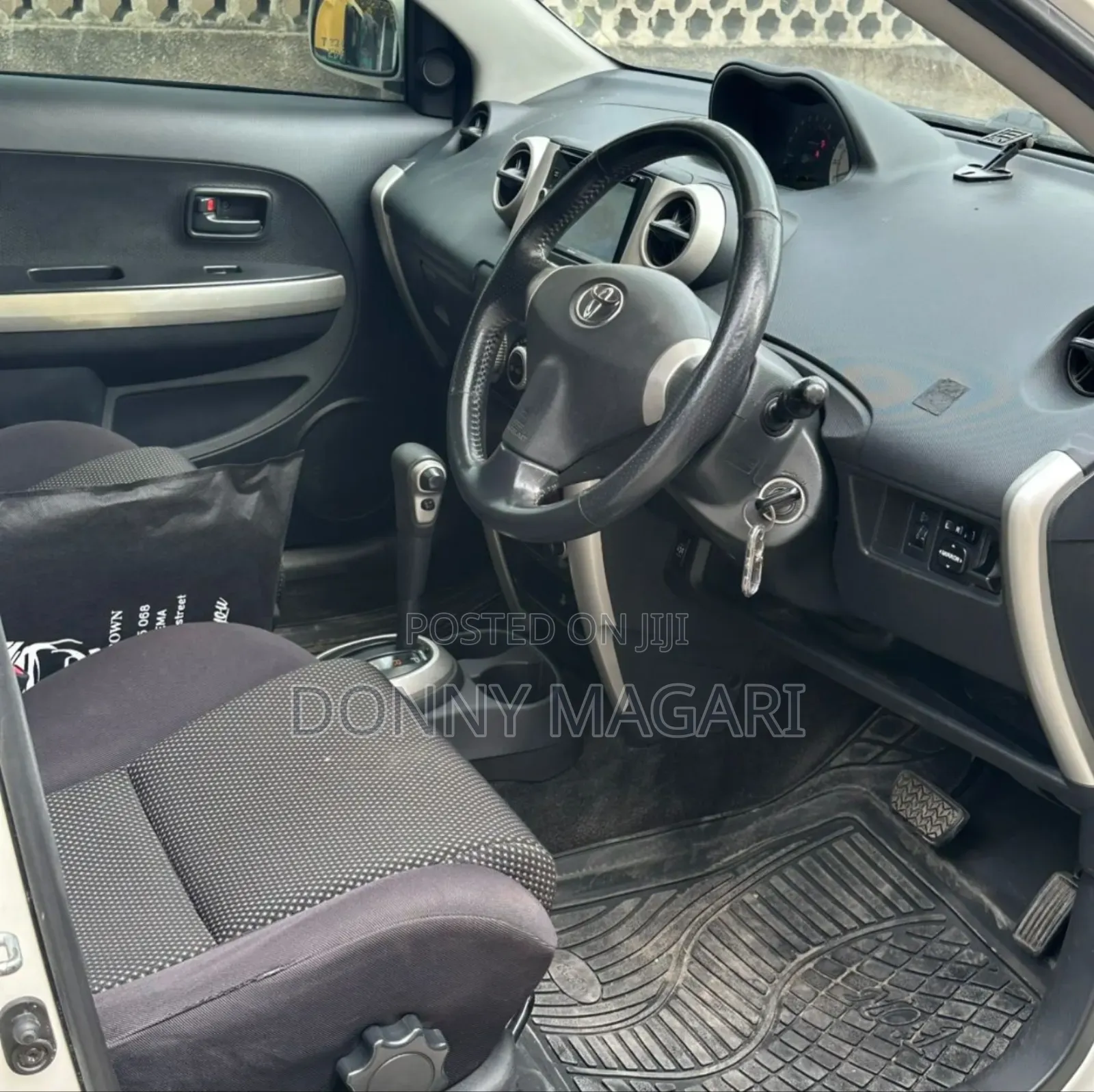 Toyota IST 2005 White
