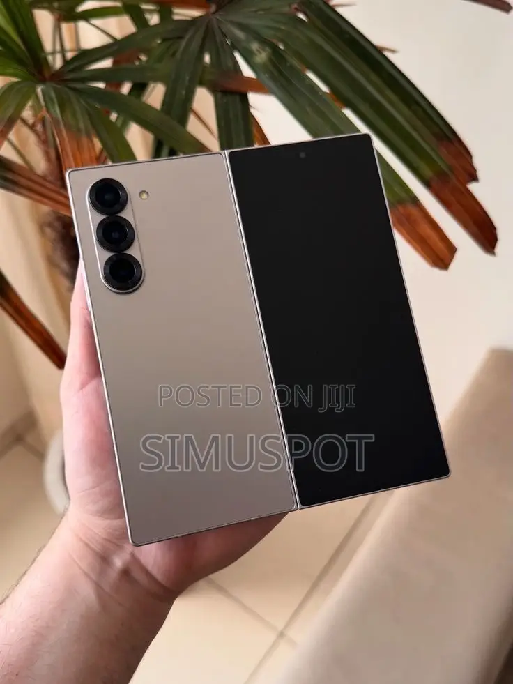 New Samsung Galaxy Z Fold6 256 GB Silver