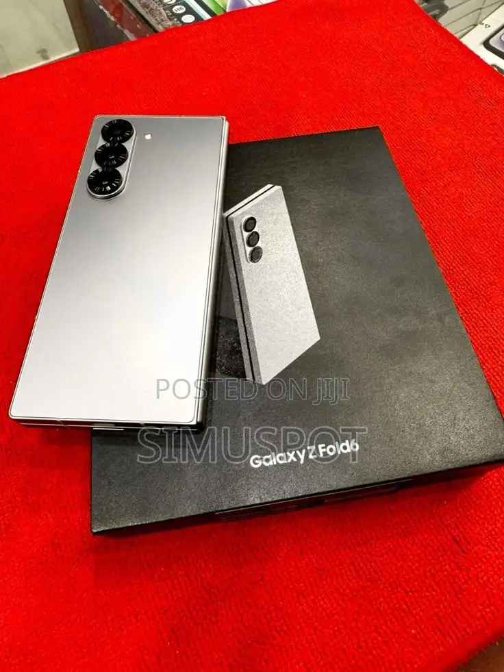 New Samsung Galaxy Z Fold6 256 GB Silver