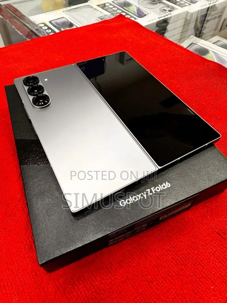 New Samsung Galaxy Z Fold6 256 GB Silver