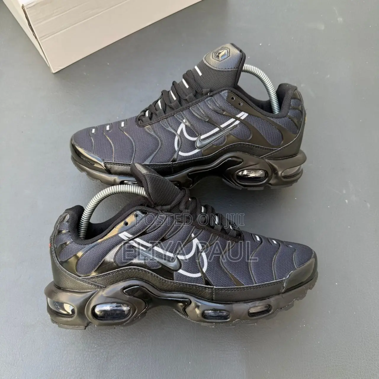 Nike Tn Brand