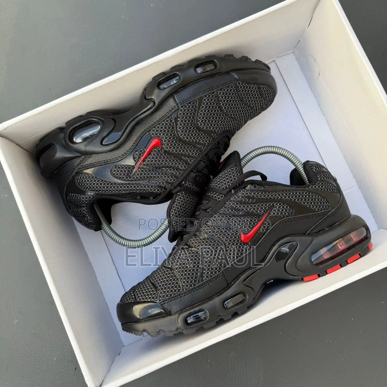 Nike Tn Brand