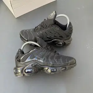 Nike Tn Brand