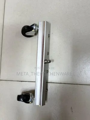 High Pressure Washer With 4 Nozzle Car Underneath Washer