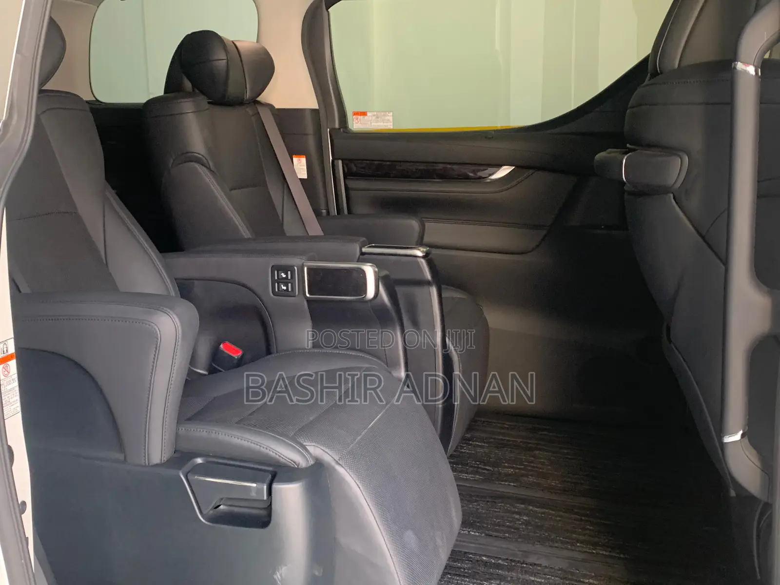 Toyota Alphard 2.5 Petrol FWD 2019 White