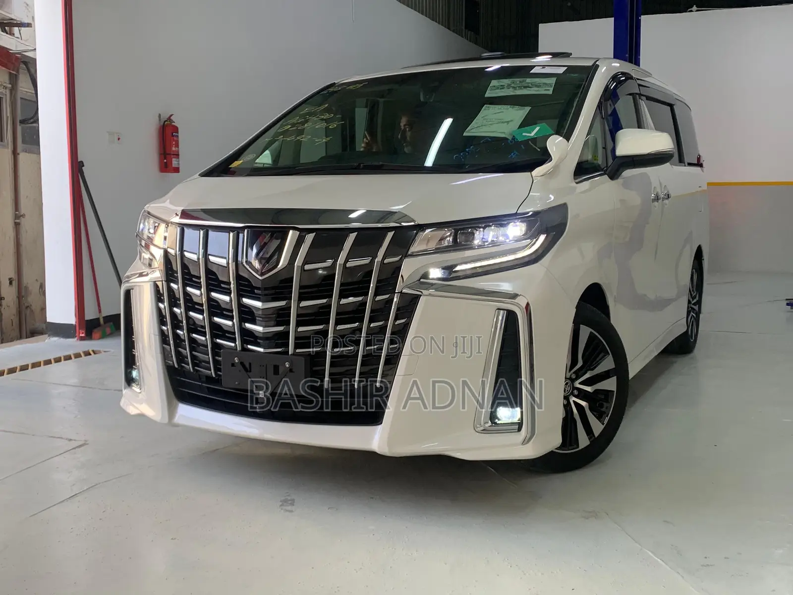 Toyota Alphard 2.5 Petrol FWD 2019 White