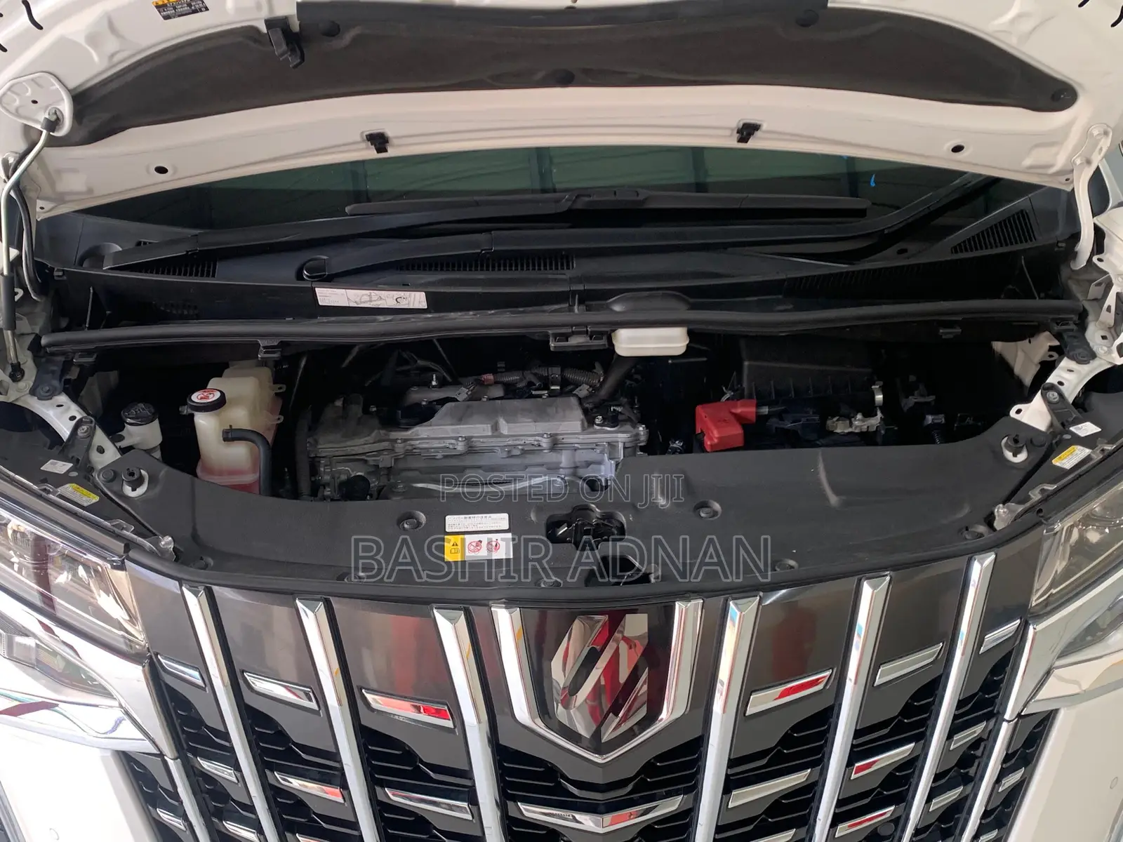 Toyota Alphard 2.5 Petrol FWD 2019 White
