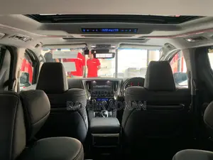 Toyota Alphard 2.5 Petrol FWD 2019 White