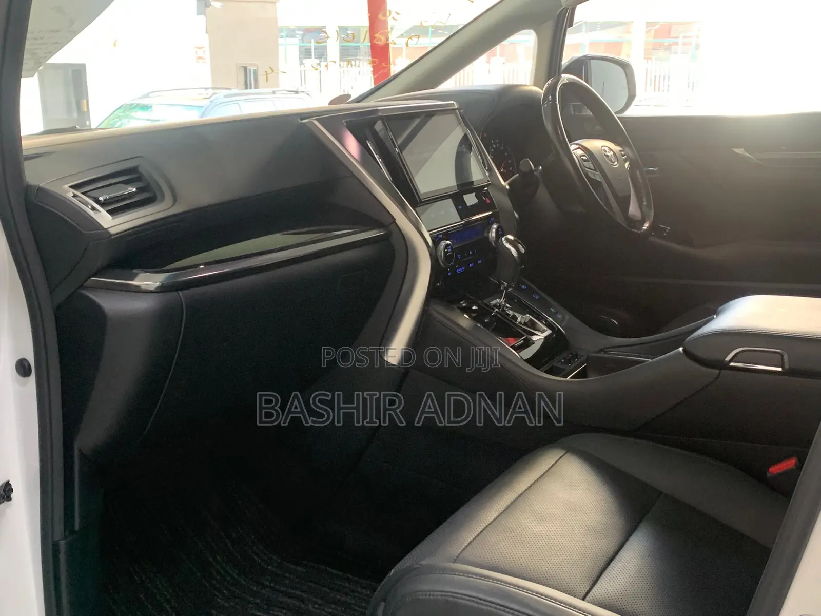Toyota Alphard 2.5 Petrol FWD 2019 White