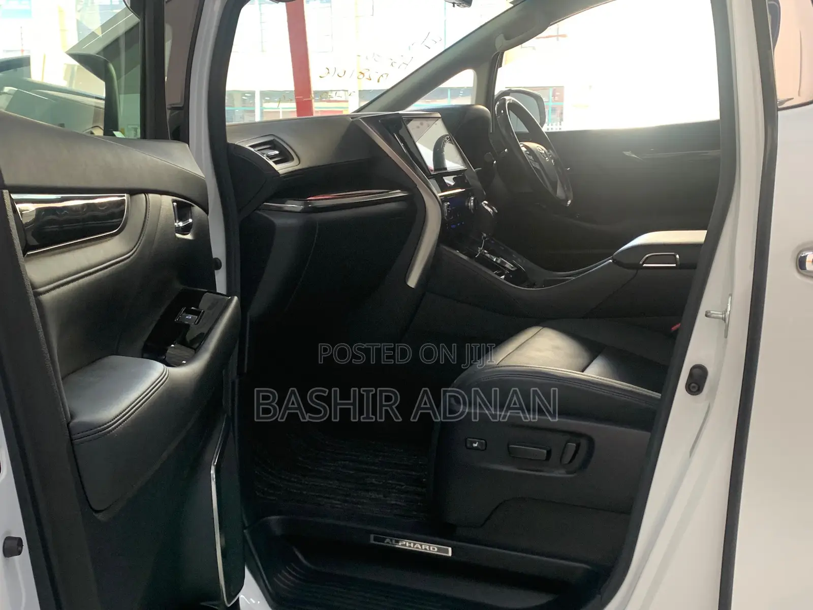 Toyota Alphard 2.5 Petrol FWD 2019 White