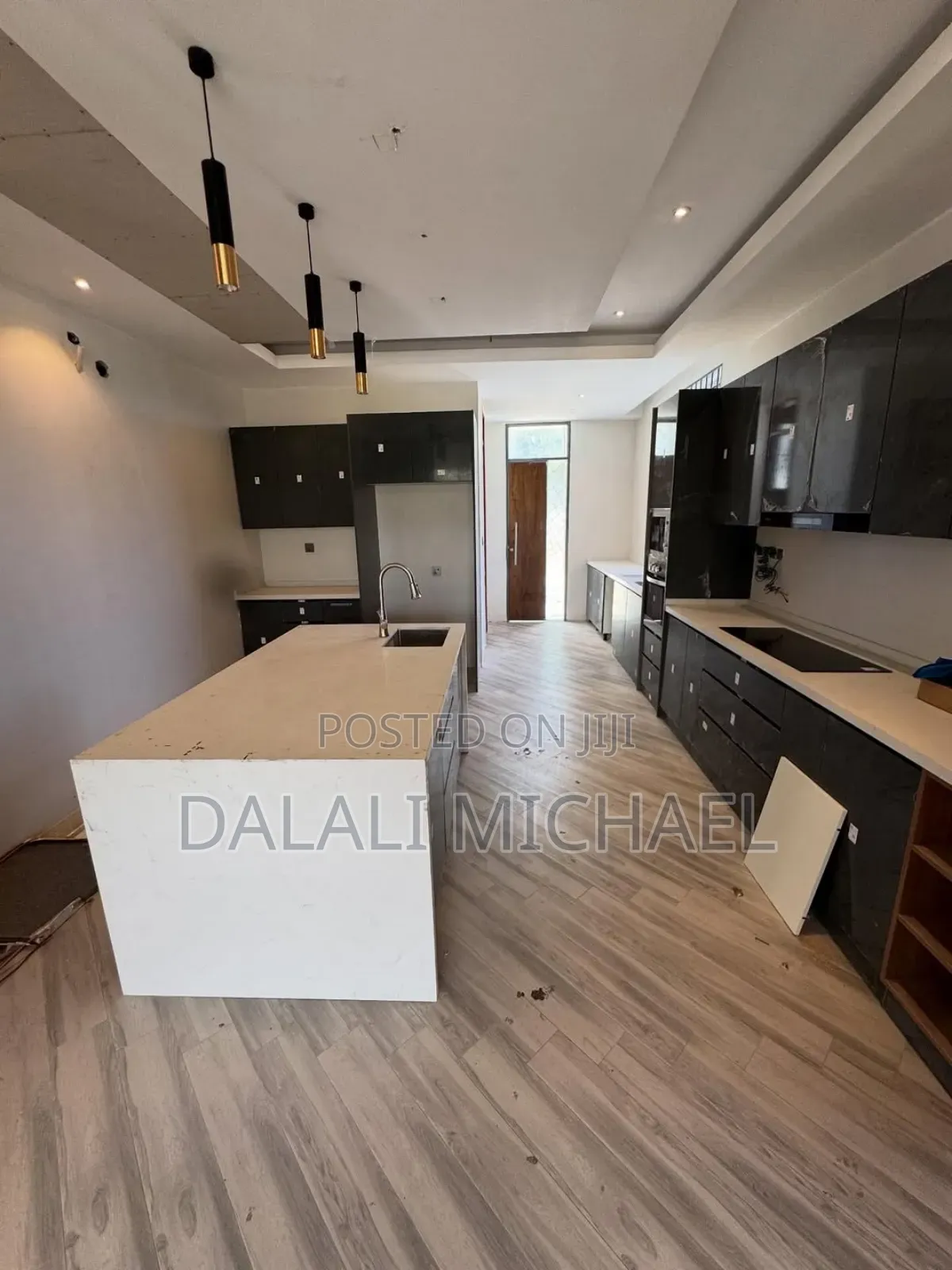 4bdrm House in Mbezibeach for sale