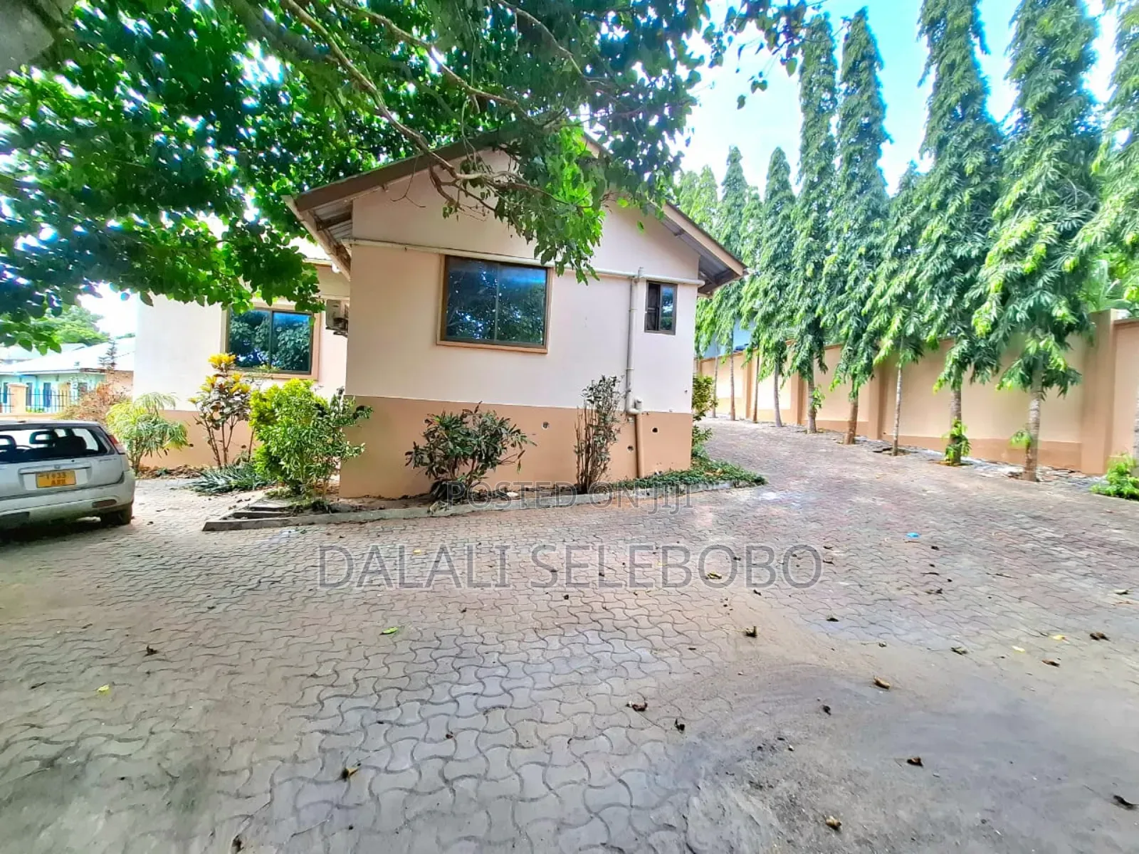 5bdrm Bungalow in Mbezi Kibanda Cha for rent