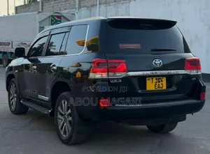 Toyota Land Cruiser 4.5 V8 VXR 2010 Black
