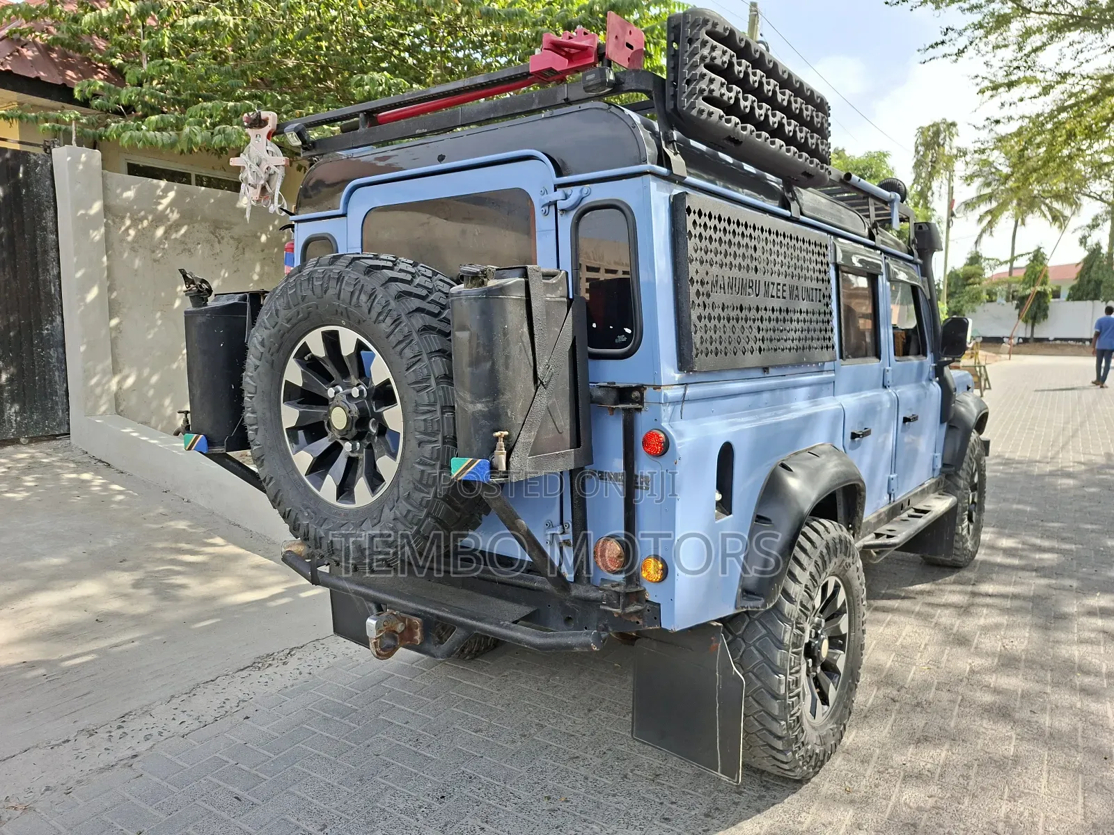Land Rover Defender 1999 Blue