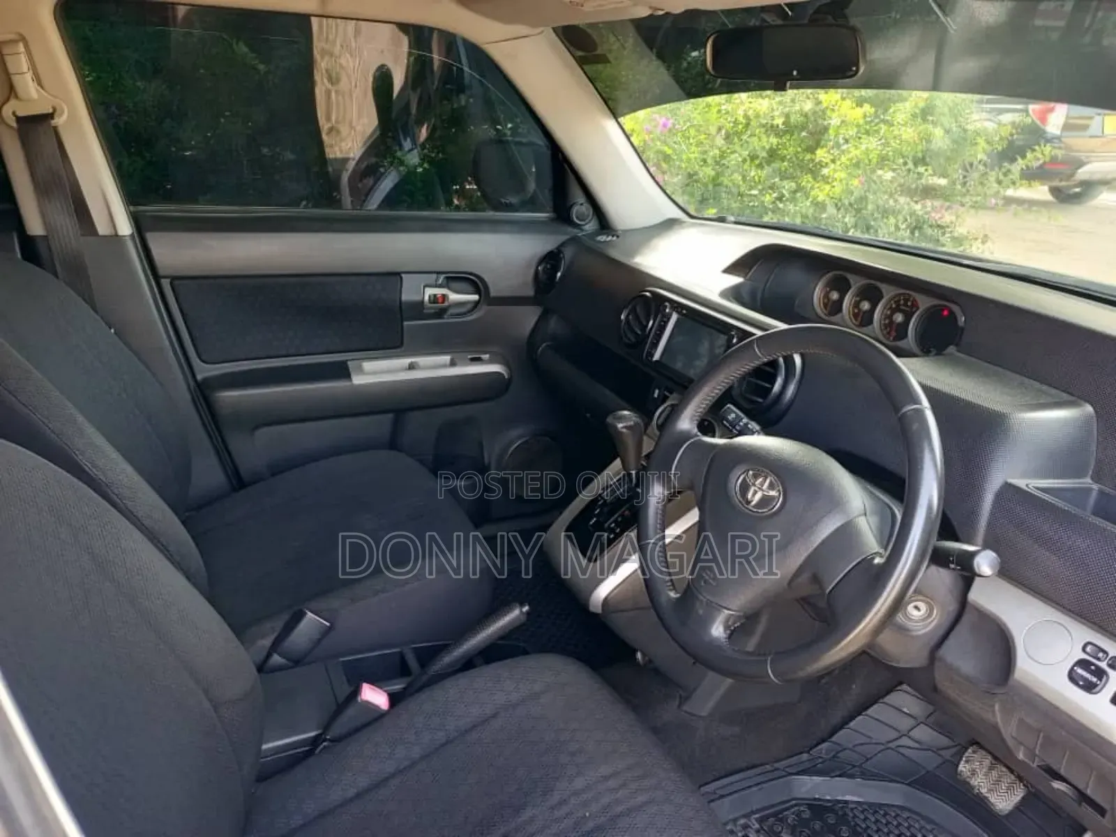 Toyota Corolla Rumion 2009 Black