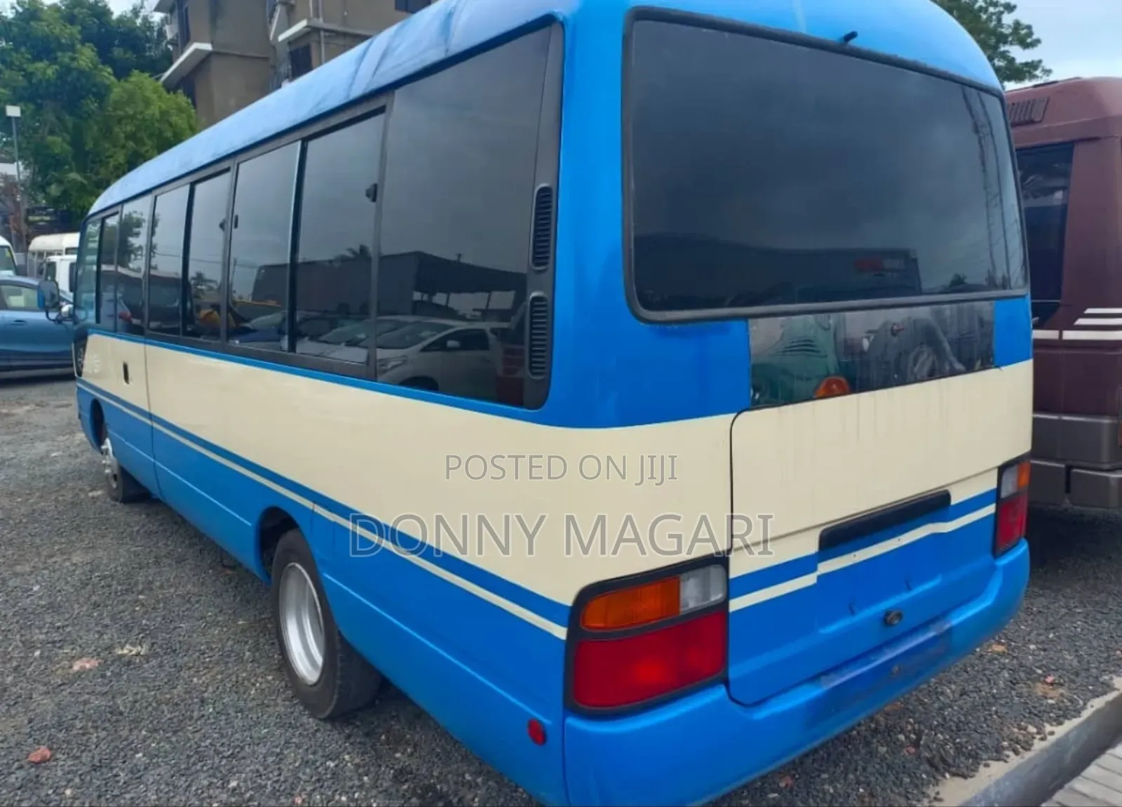 Toyota Coaster 2004 Blue