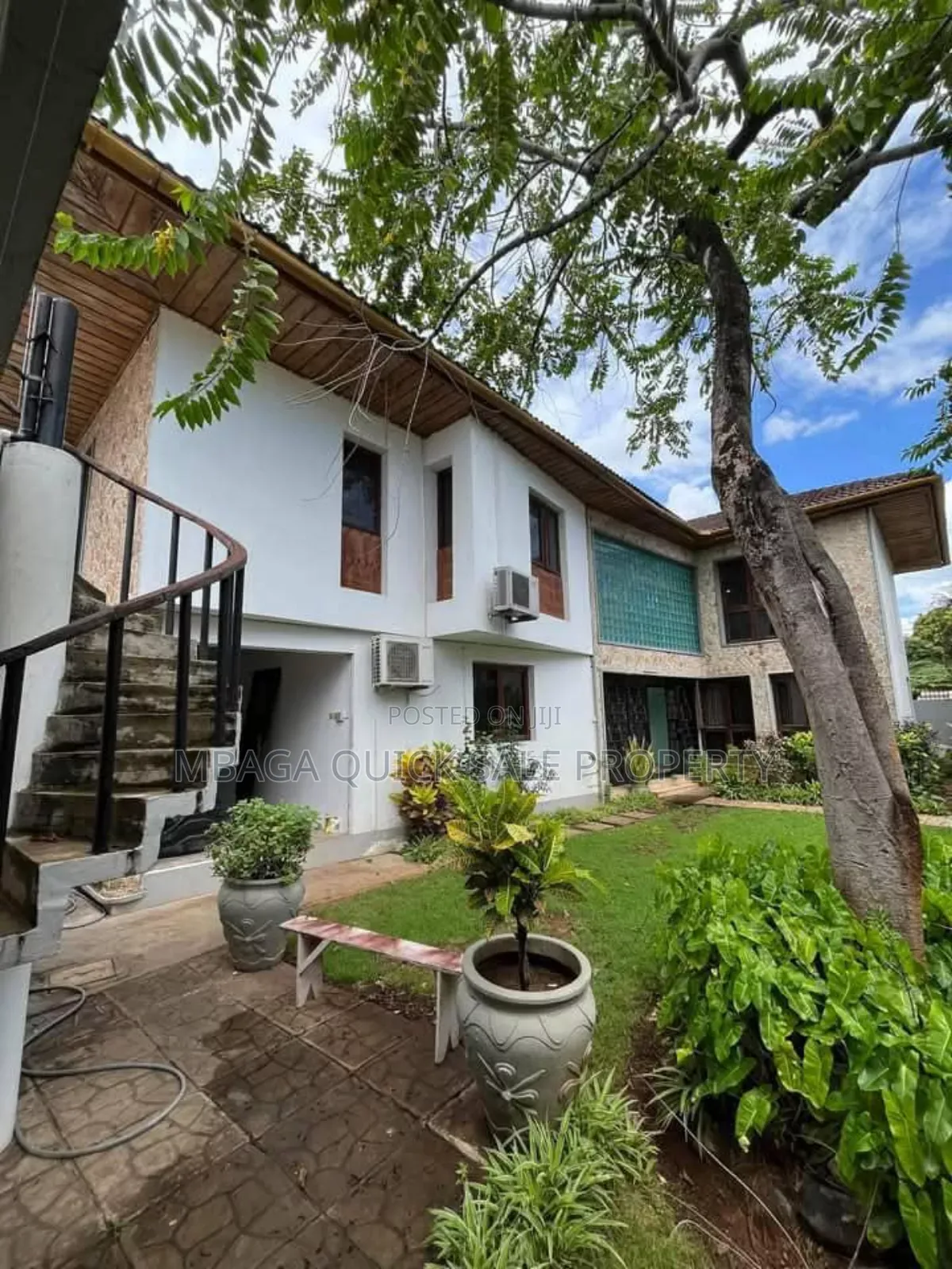 6bdrm House in Upanga for rent